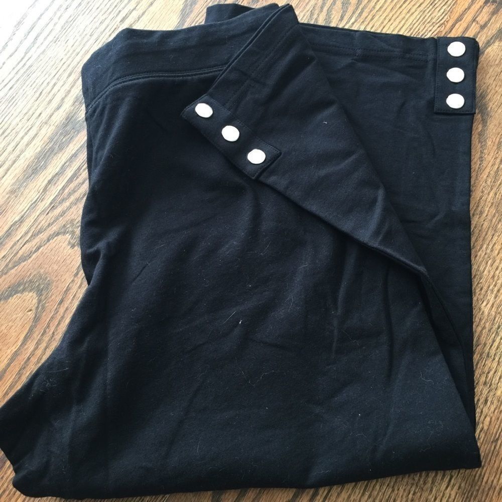 𝅺karen Scott capris black size medium